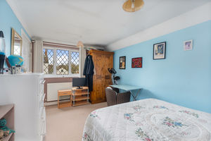 Astrop Gardens Kings Sutton